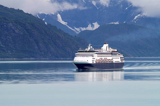 Read more about the article Alaska Cruises for Seniors: A Complete Guide to an Unforgettable Adventure